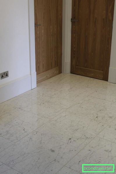 Tile in the hallway (34)